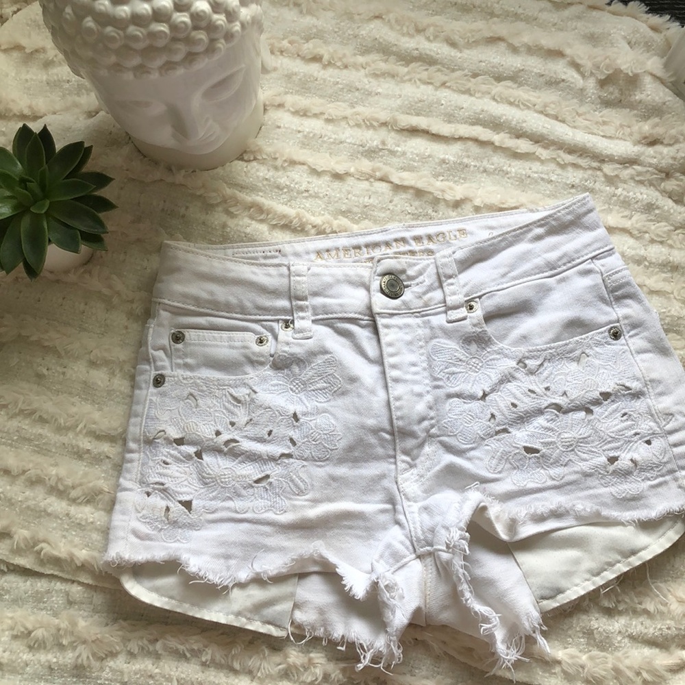 American Eagle White Shorts
